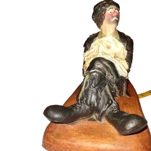Large Vintage Emmett Kelly Sad Hobo Clown Chalkware Statue Heavy Signed "LEZA" - Picture 6 of 8